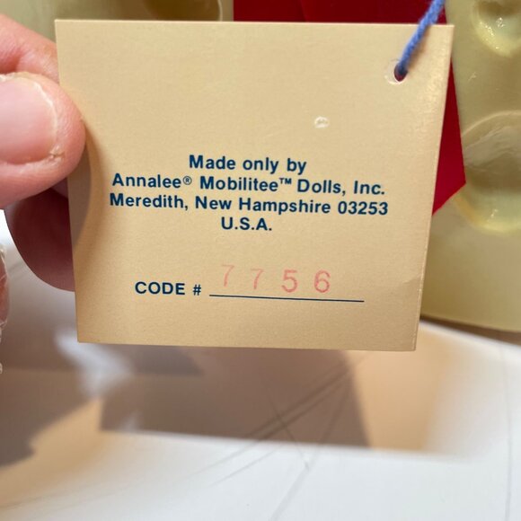 Vintage Annalee Christmas Mouse On Cheese Decor With Red Bow & Holly Embellishme - Picture 9 of 9